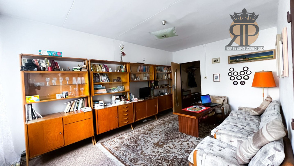 Ponúkame Vám na predaj 3 izbový byt Košice-Staré Mesto,  Kpt. Nálepku.  Plocha: úžitková 68m2.Stav objektu: pôvodný stav. Cena 165.000 €.